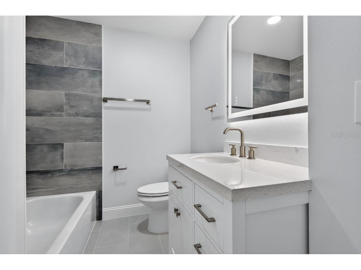 4915 Eldorado Drive Tampa FL 33615 O6354091 image14