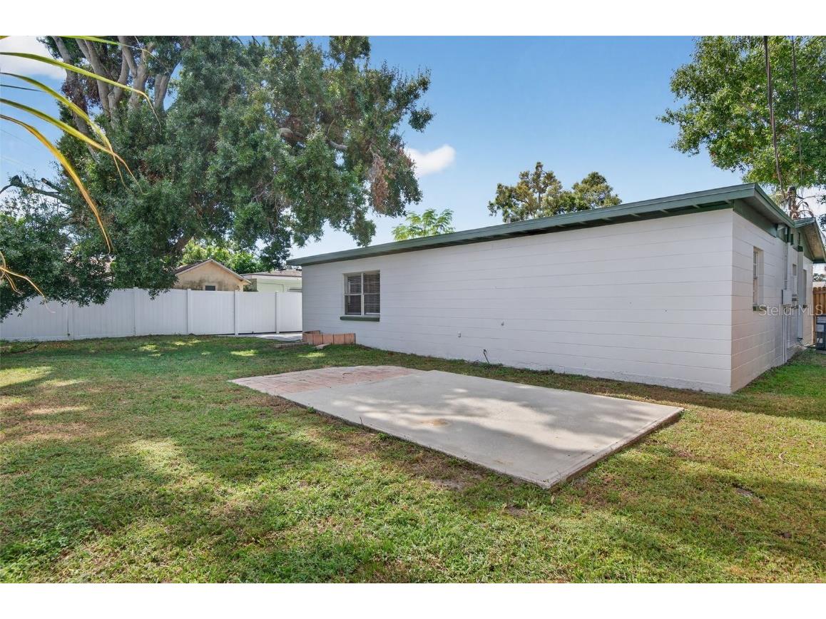 4915 Eldorado Drive Tampa FL 33615 O6354091 image20