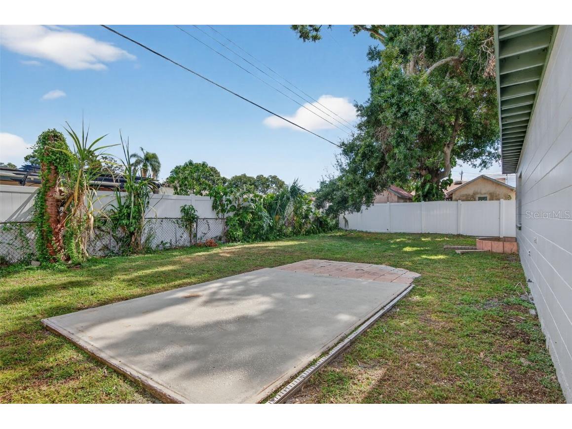 4915 Eldorado Drive Tampa FL 33615 O6354091 image21