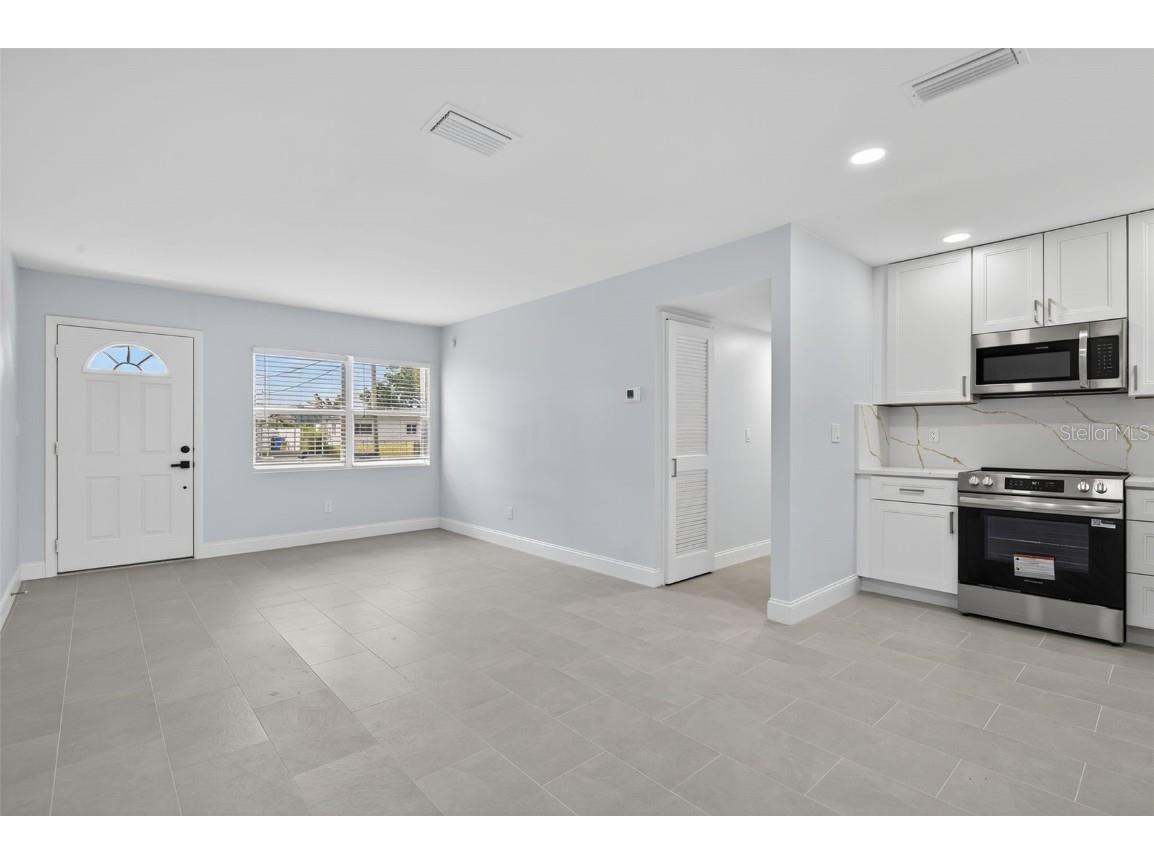 4915 Eldorado Drive Tampa FL 33615 O6354091 image3