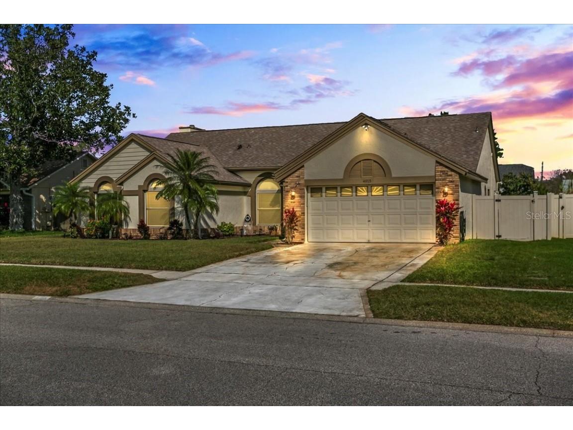 4915 Holly Bay Way Orlando FL 32829 O6188475 image1