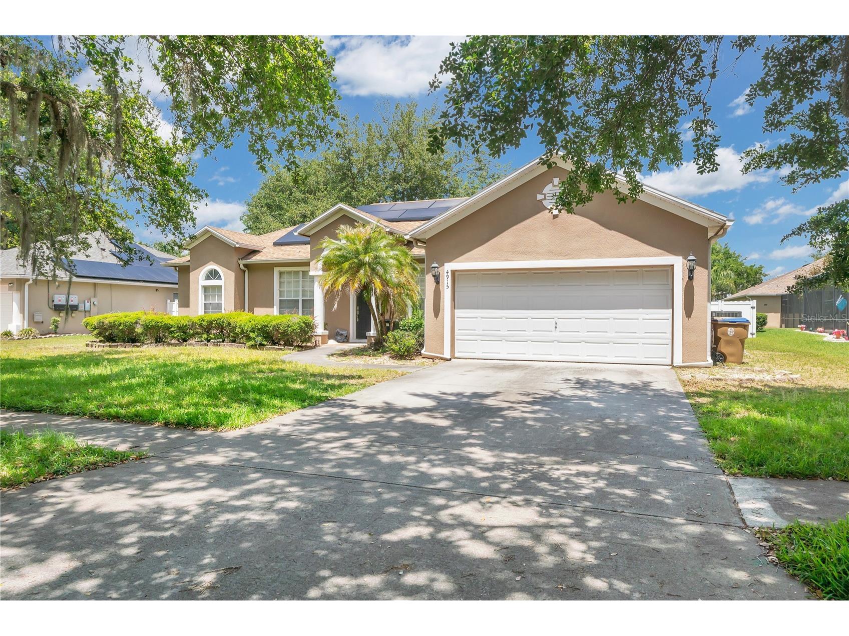 4915 Lazy Oaks Way Saint Cloud FL 34771 O6402365 image1