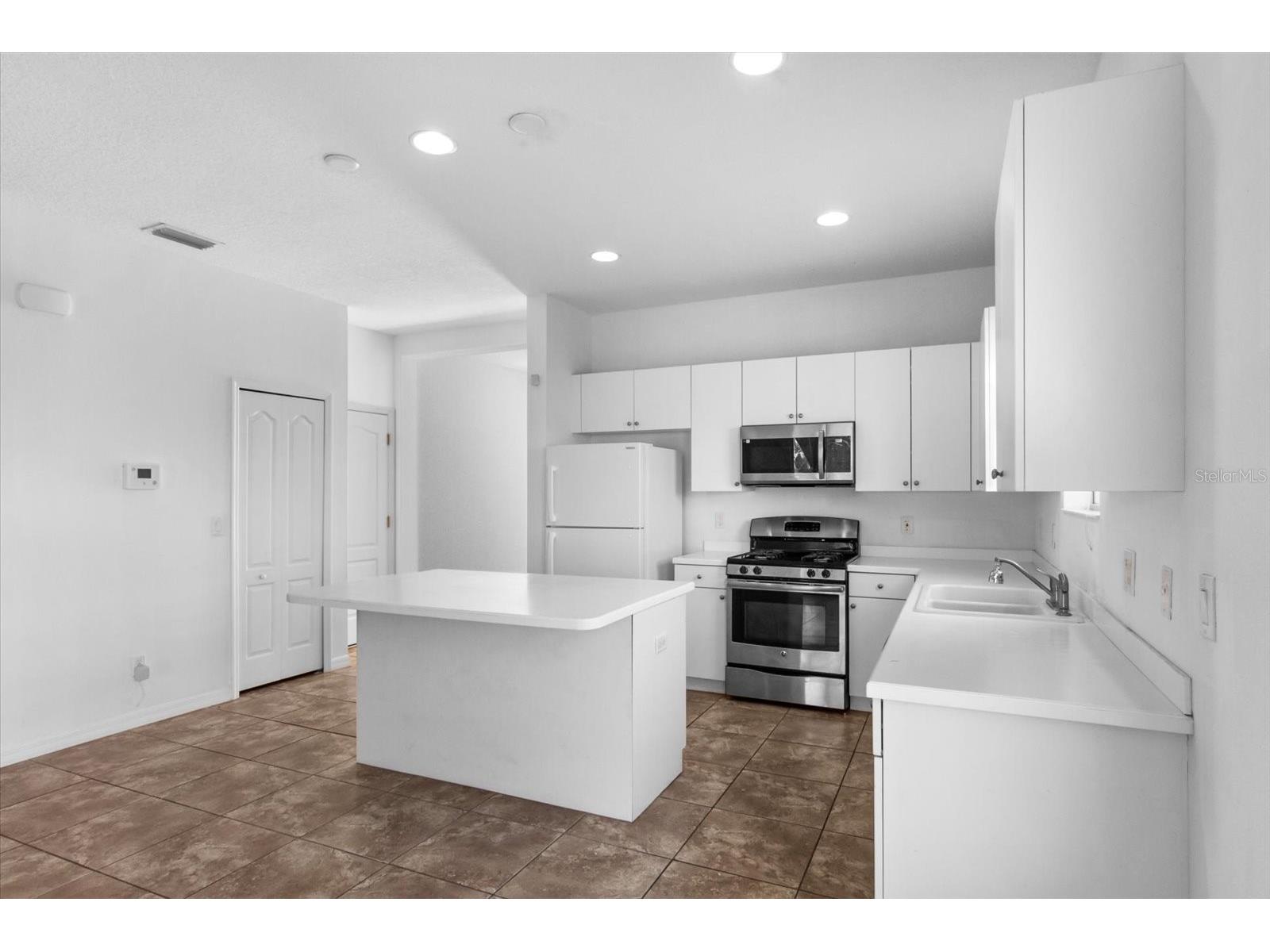 4915 Mission Park Lane Bradenton FL 34211 A4683553 image13