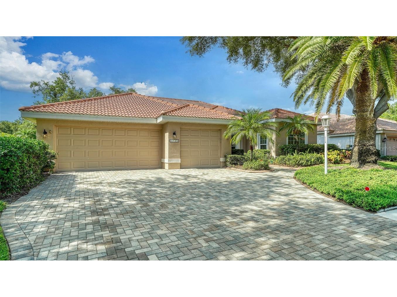 4915 Old Oakleaf Drive Sarasota FL 34233 A4646263 image1