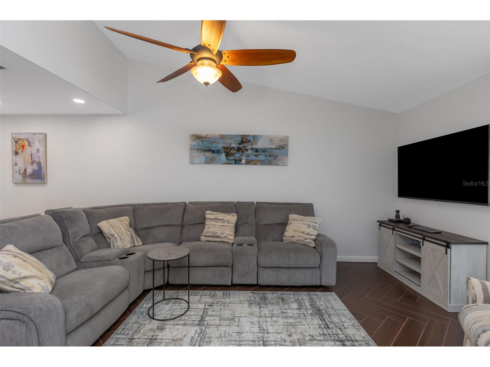 4915 Pennsbury Drive Tampa FL 33624 TB8464245 image22