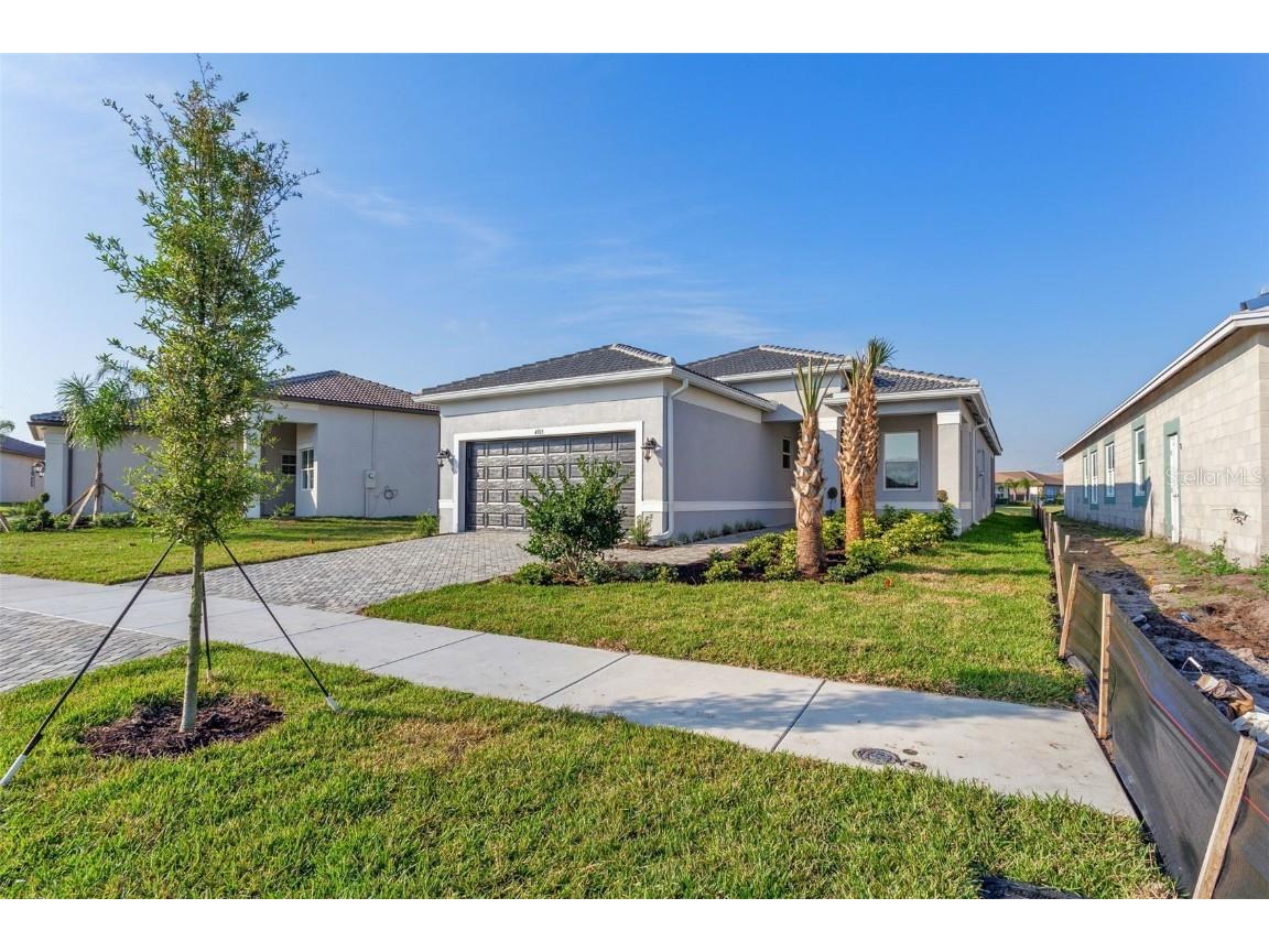 4915 Sevilla Shores Drive Wimauma FL 33598 T3431835 image1