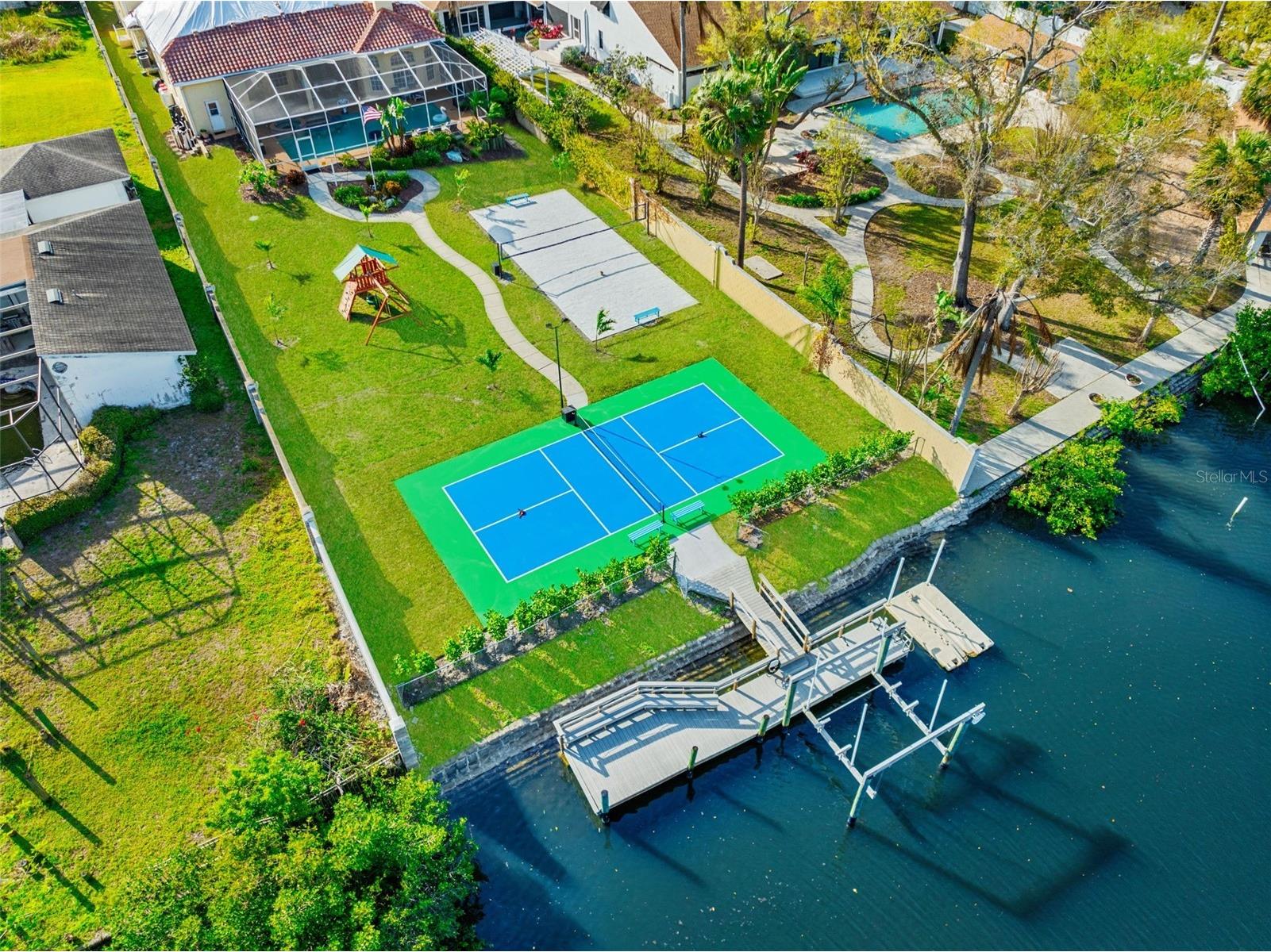 4915 Troydale Road Tampa FL 33615 - WOODS CREEK TO OLD TAMPA BAY TB8515012 image1