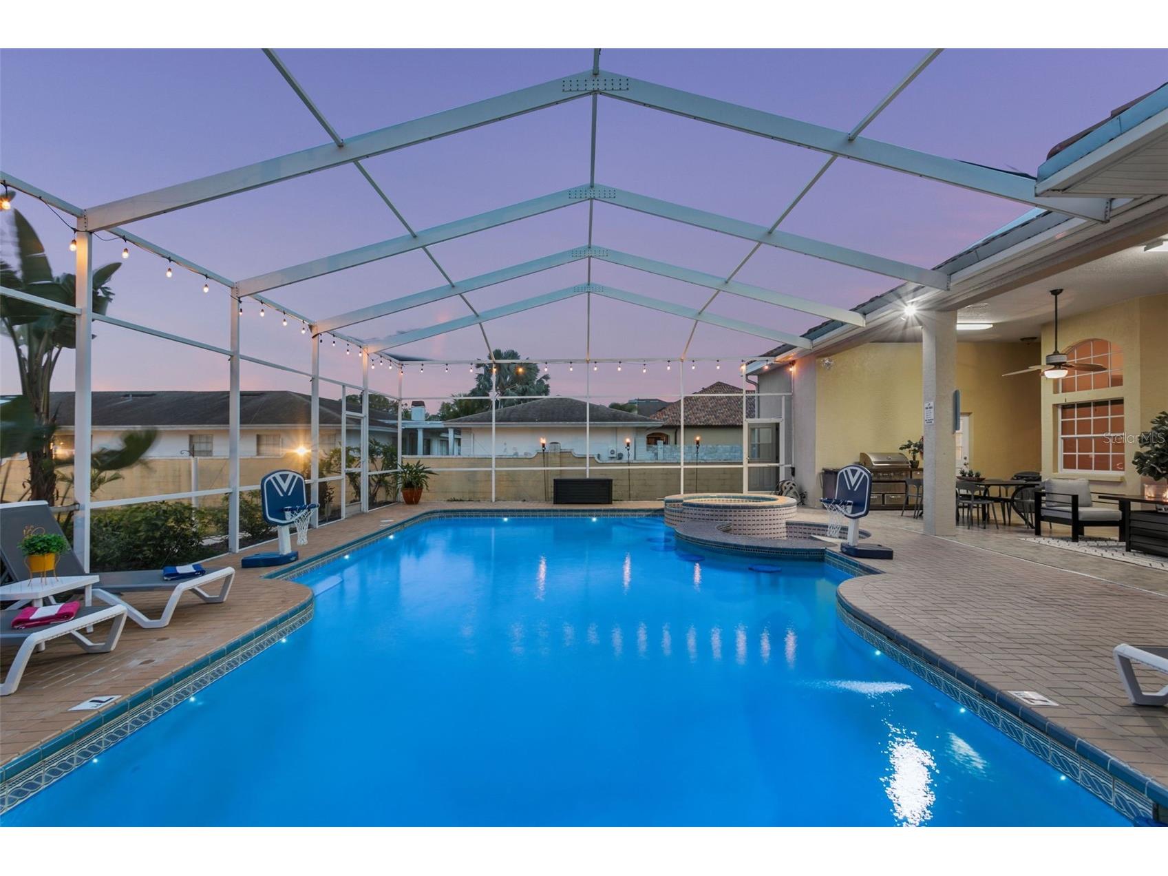 4915 Troydale Road Tampa FL 33615 - WOODS CREEK TO OLD TAMPA BAY TB8515012 image5