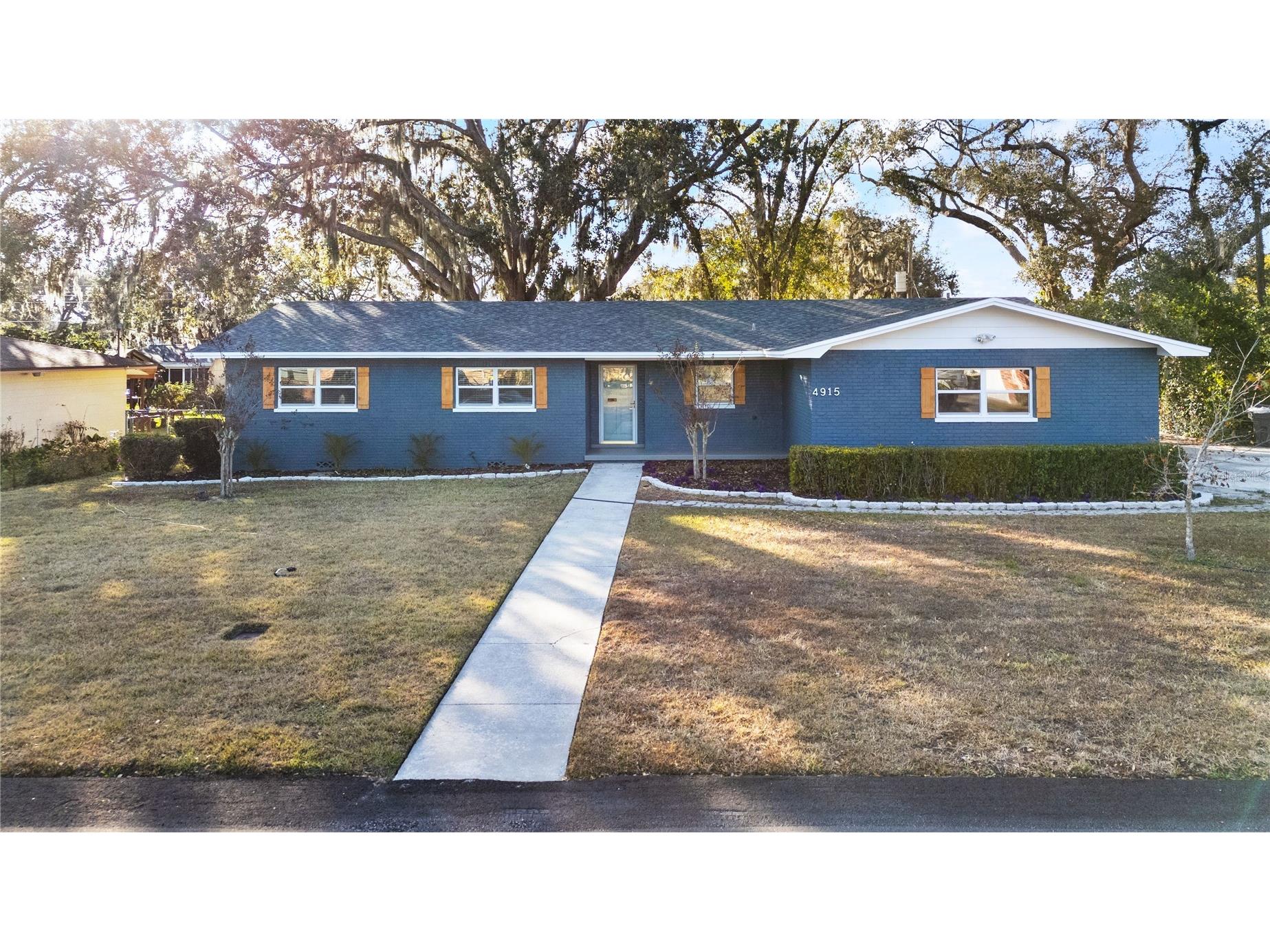 4915 Whiteoak Drive E Lakeland FL 33813 TB8470421 image2