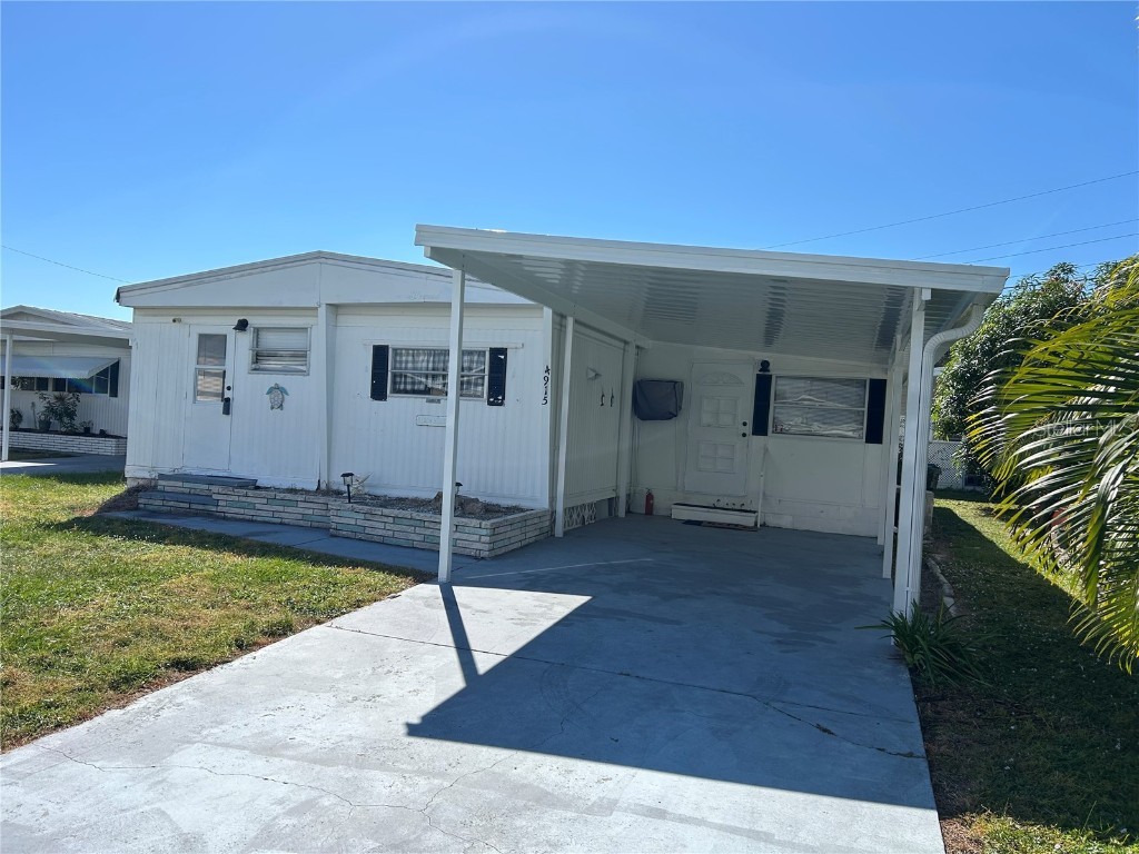 4915 Winged Foot Avenue Sarasota FL 34234 A4638178 image1