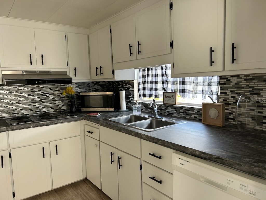 4915 Winged Foot Avenue Sarasota FL 34234 A4638178 image9