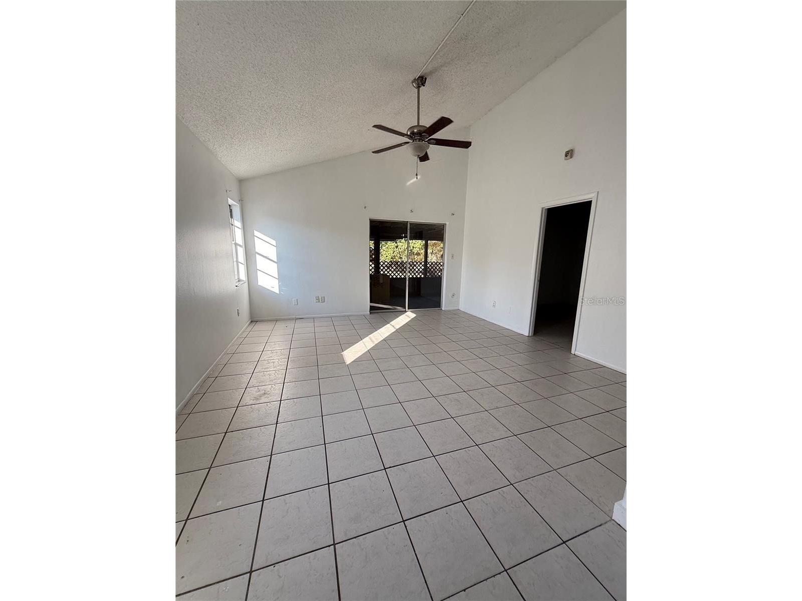 4916 18th Street W #B Bradenton FL 34207 A4687405 image2