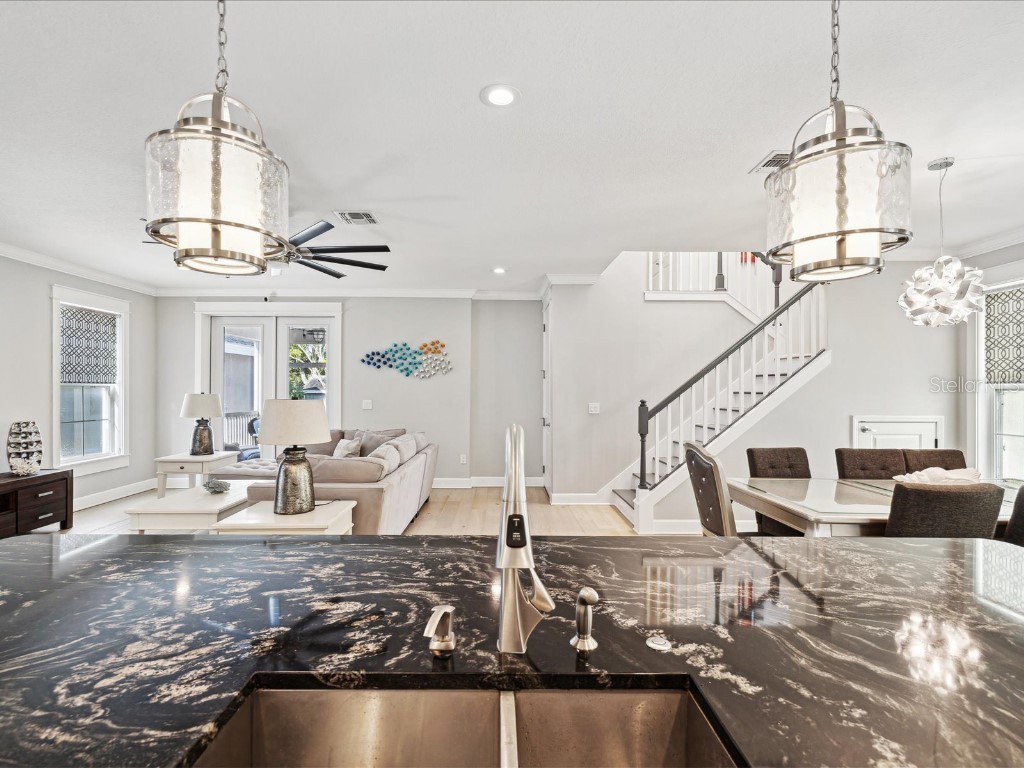 4916 3rd Street N Saint Petersburg FL 33703 TB8444427 image17