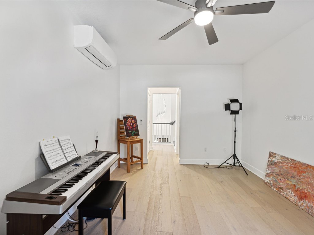 4916 3rd Street N Saint Petersburg FL 33703 TB8444427 image26