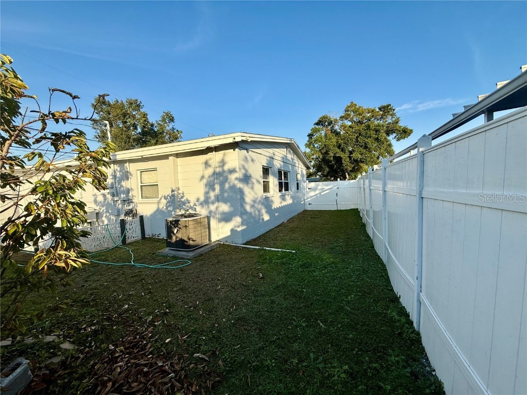 4916 Eldorado Drive Tampa FL 33615 TB8449156 image27