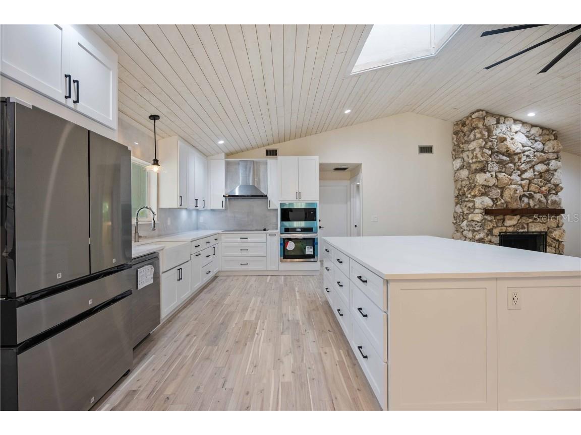 4916 Hidden Oaks Trail Sarasota FL 34232 A4648541 image3