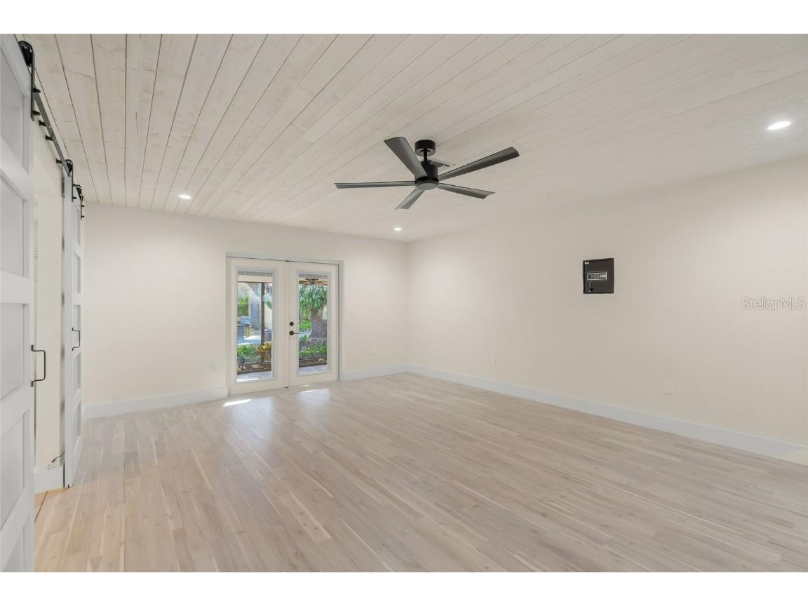 4916 Hidden Oaks Trail Sarasota FL 34232 A4676597 image12