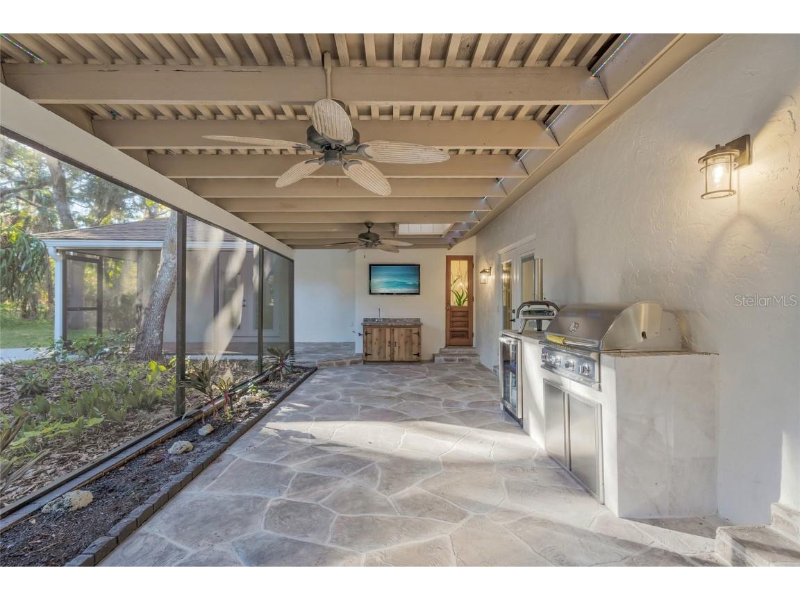 4916 Hidden Oaks Trail Sarasota FL 34232 A4676597 image18