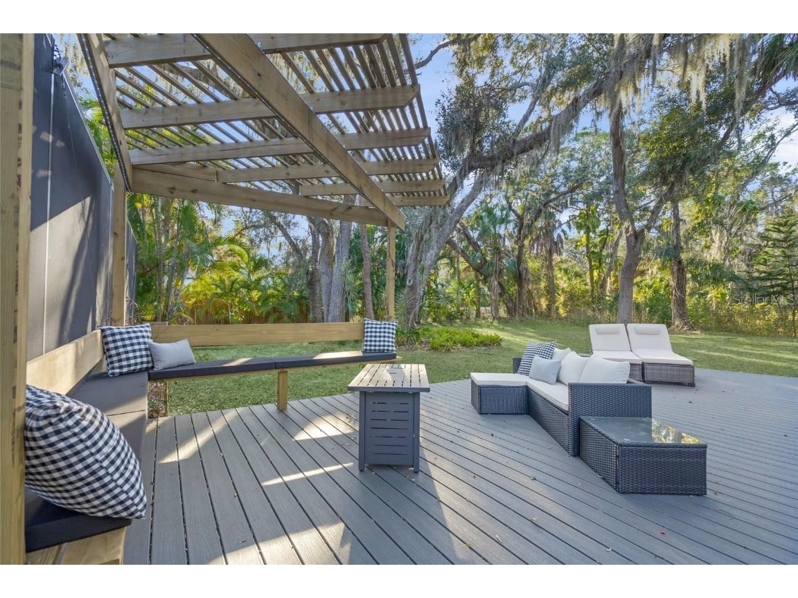 4916 Hidden Oaks Trail Sarasota FL 34232 A4676597 image24