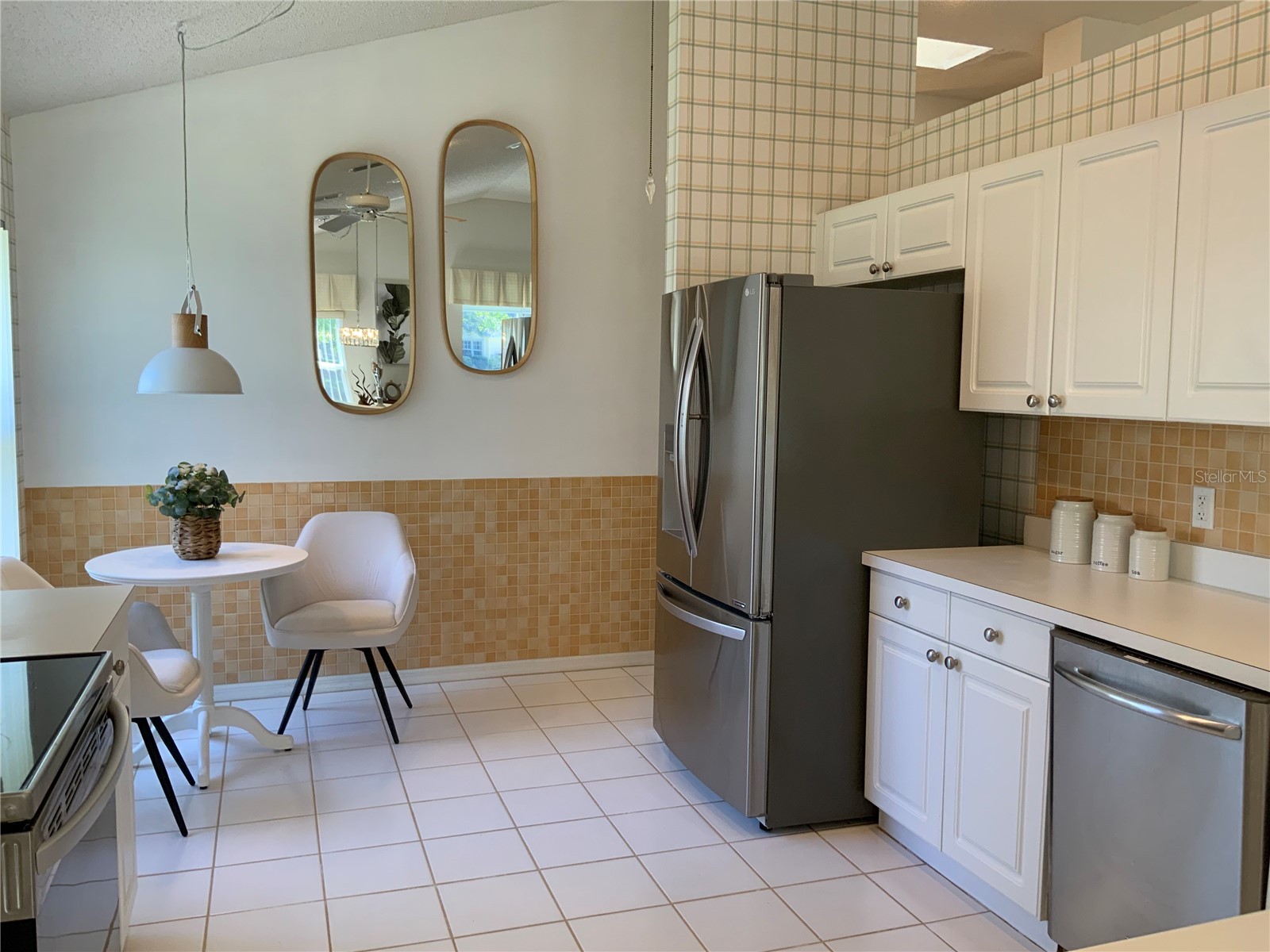 4916 Linsey Court Sarasota FL 34243 A4687682 image14