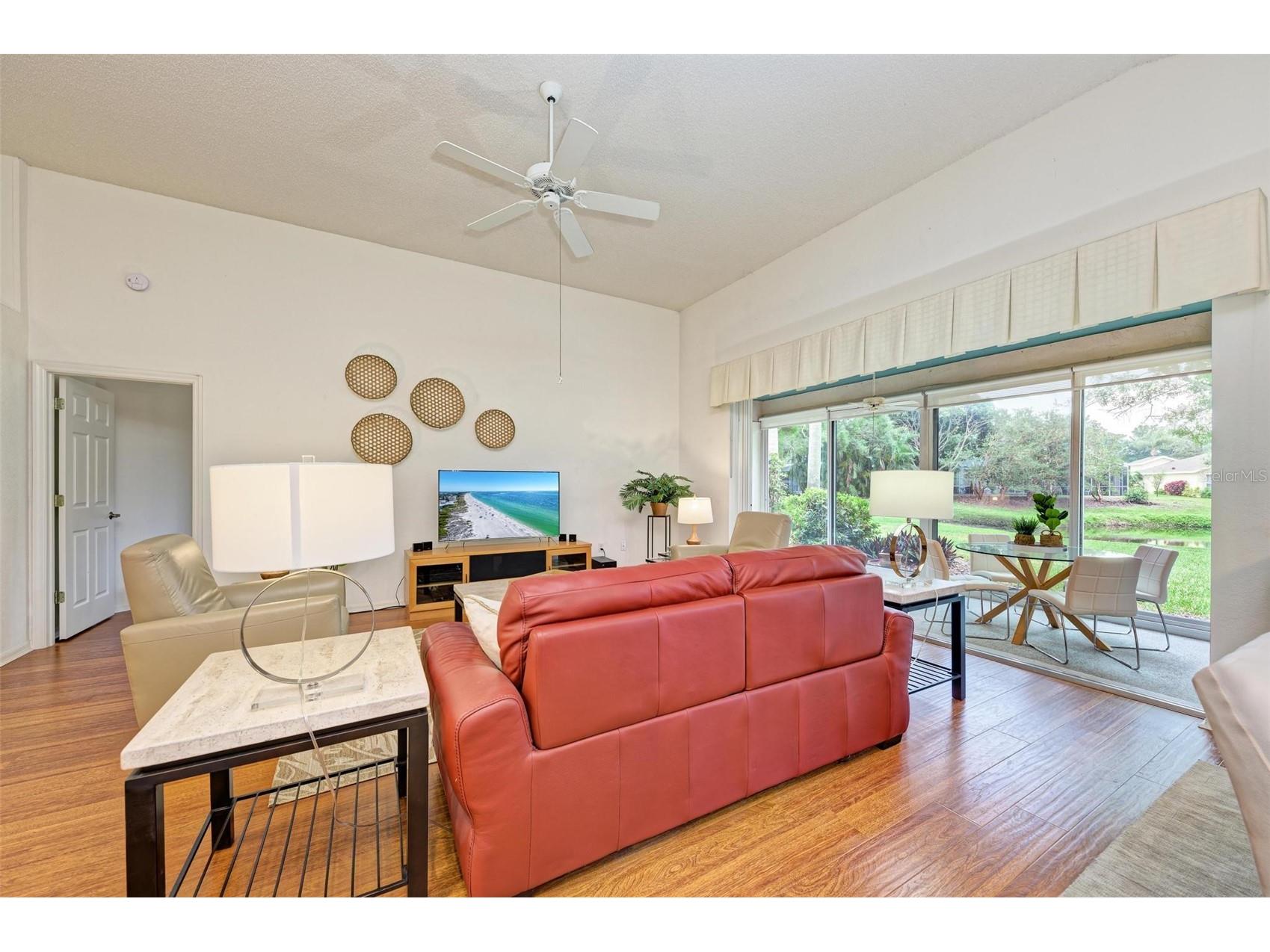 4916 Linsey Court Sarasota FL 34243 A4687682 image24