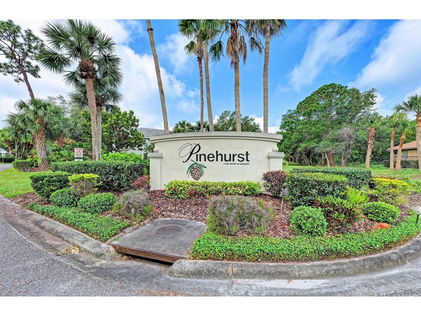 4916 Linsey Court Sarasota FL 34243 A4687682 image3