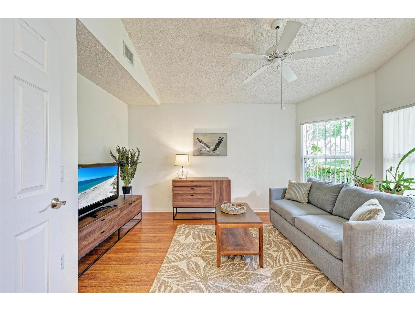 4916 Linsey Court Sarasota FL 34243 A4687682 image41