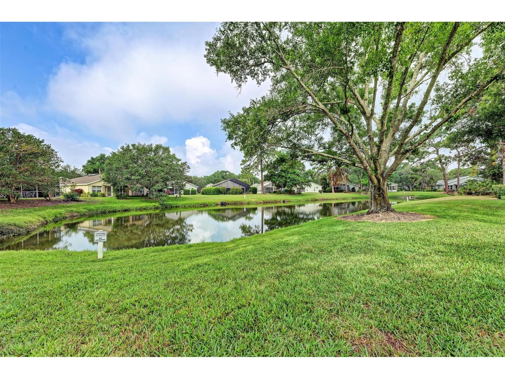 4916 Linsey Court Sarasota FL 34243 A4687682 image55