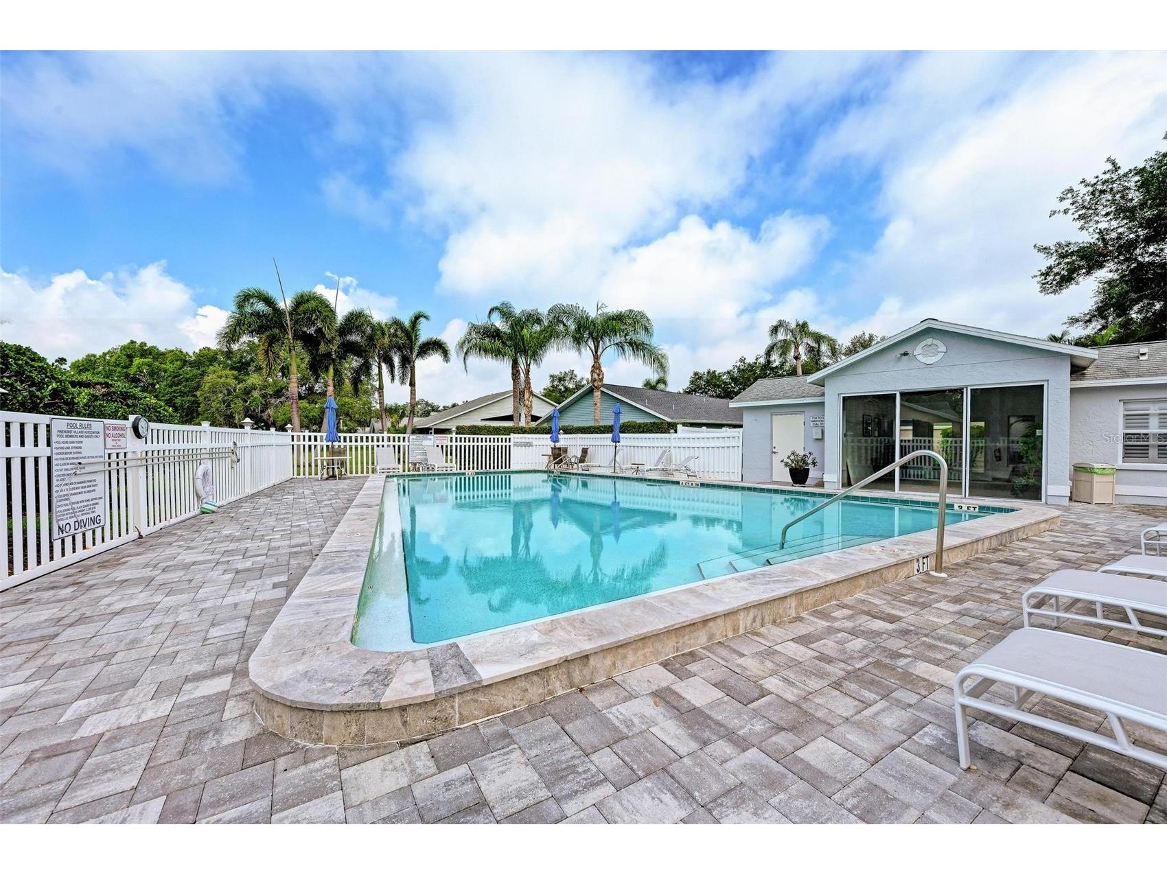 4916 Linsey Court Sarasota FL 34243 A4687682 image58