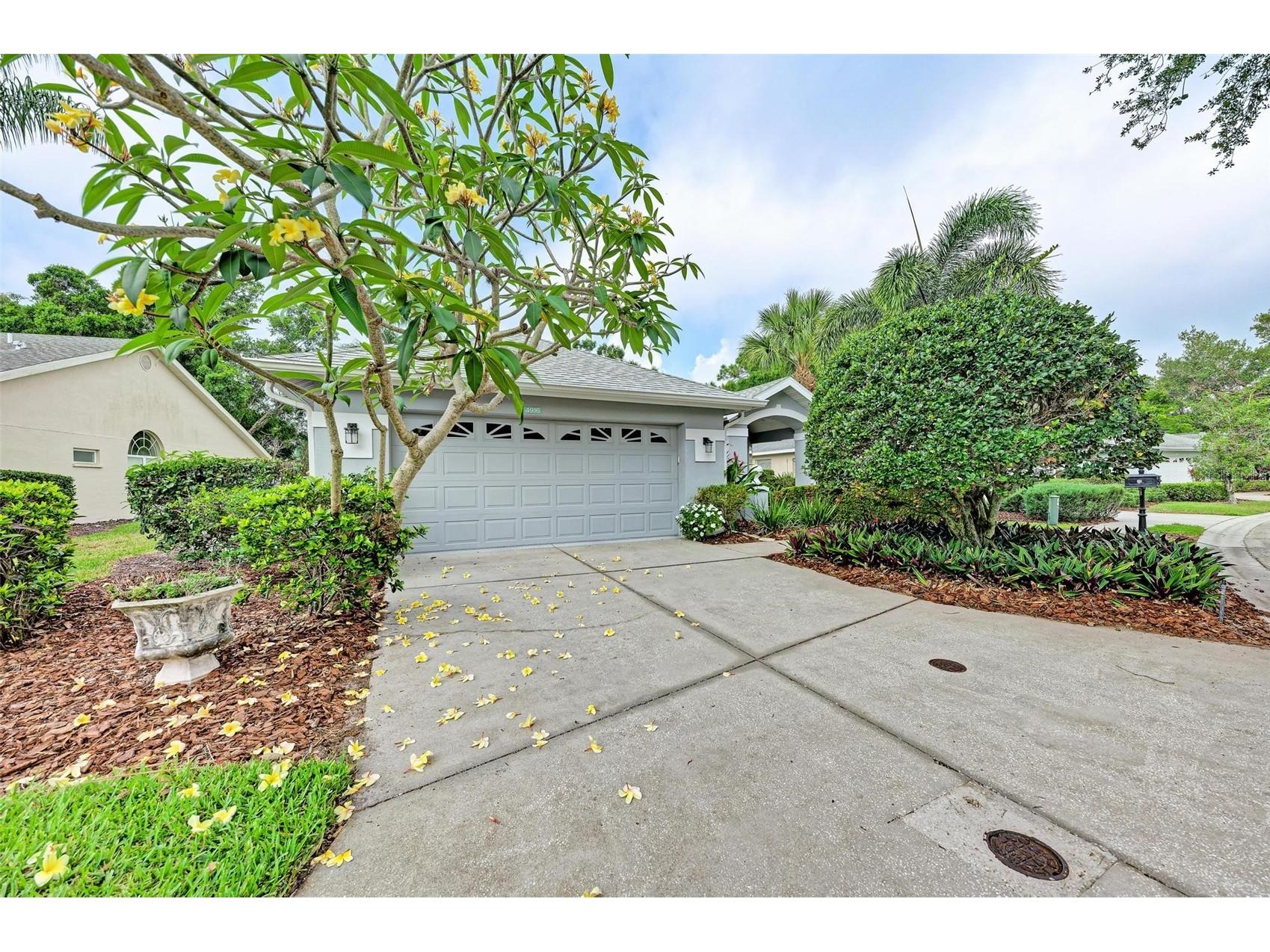 4916 Linsey Court Sarasota FL 34243 A4687682 image6