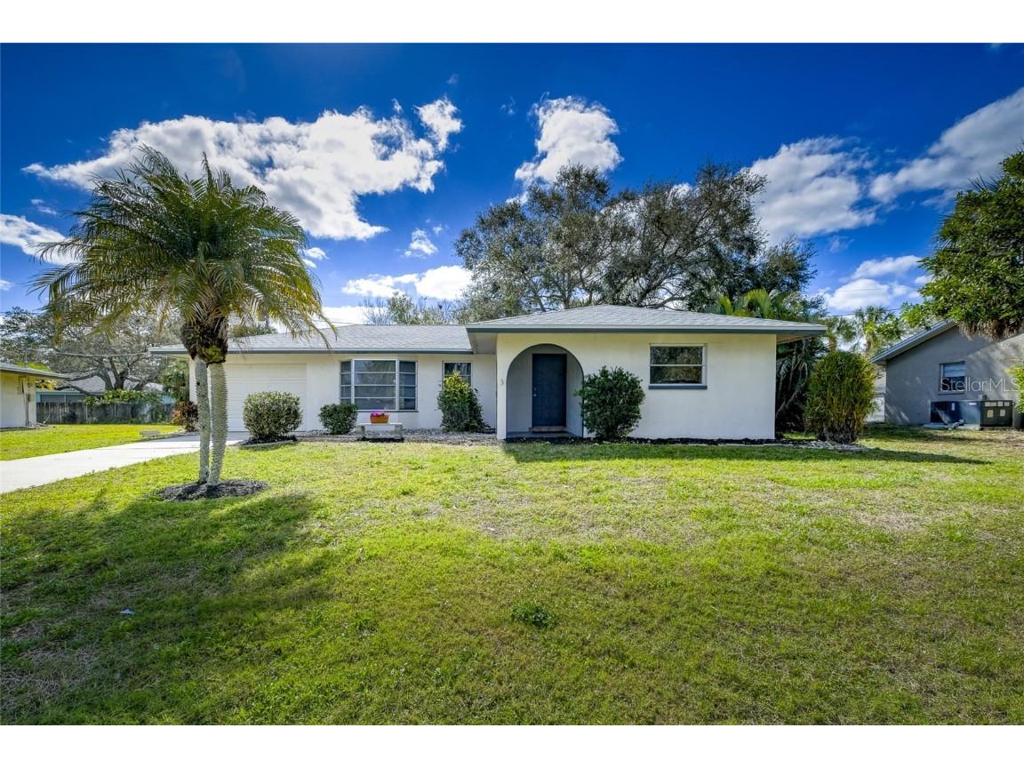 4916 Live Oak Drive Sarasota FL 34232 A4598915 image1