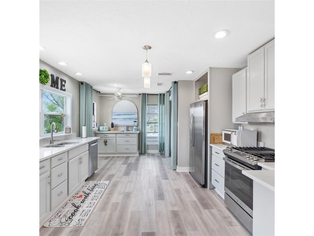 4916 Palmetto Point Drive Palmetto FL 34221 TB8393840 image3