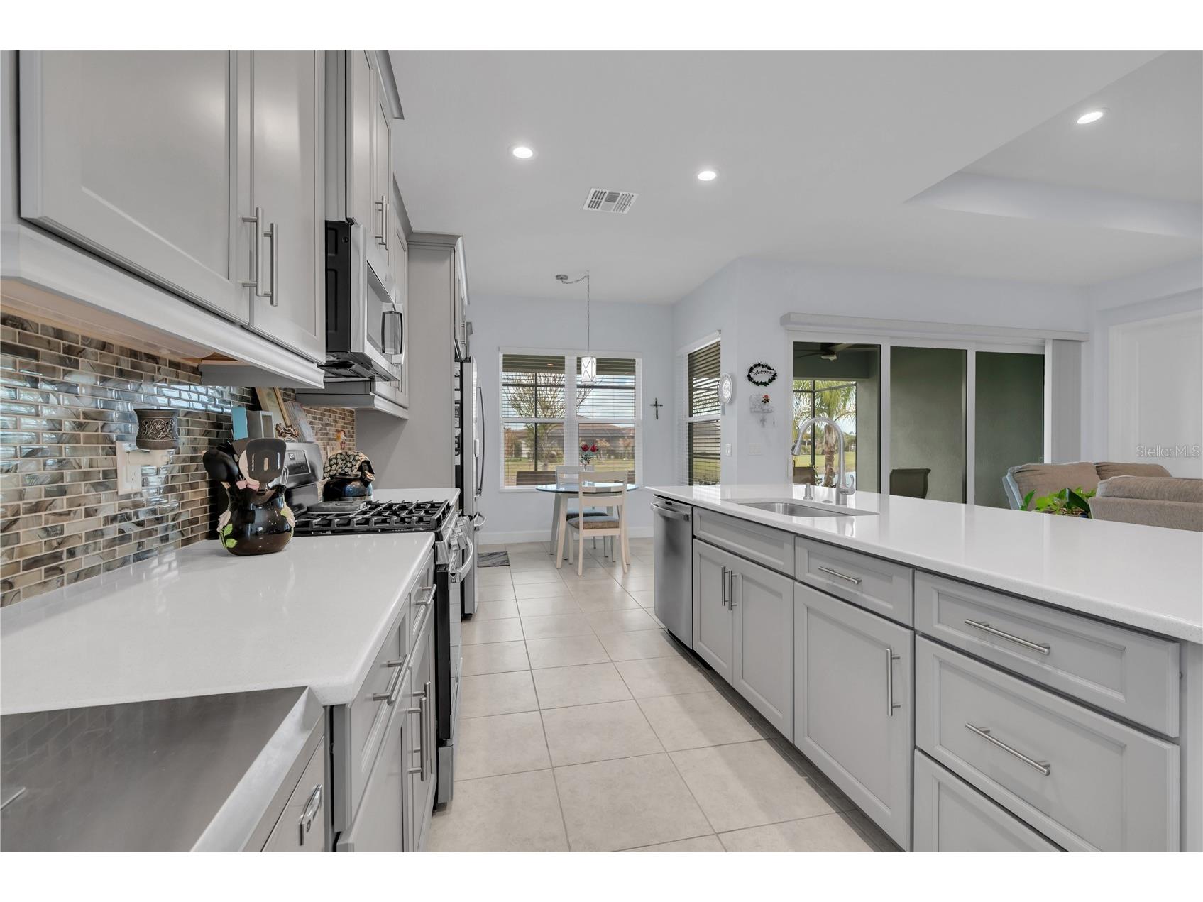 4916 Sevilla Shores Drive Wimauma FL 33598 TB8484166 image14