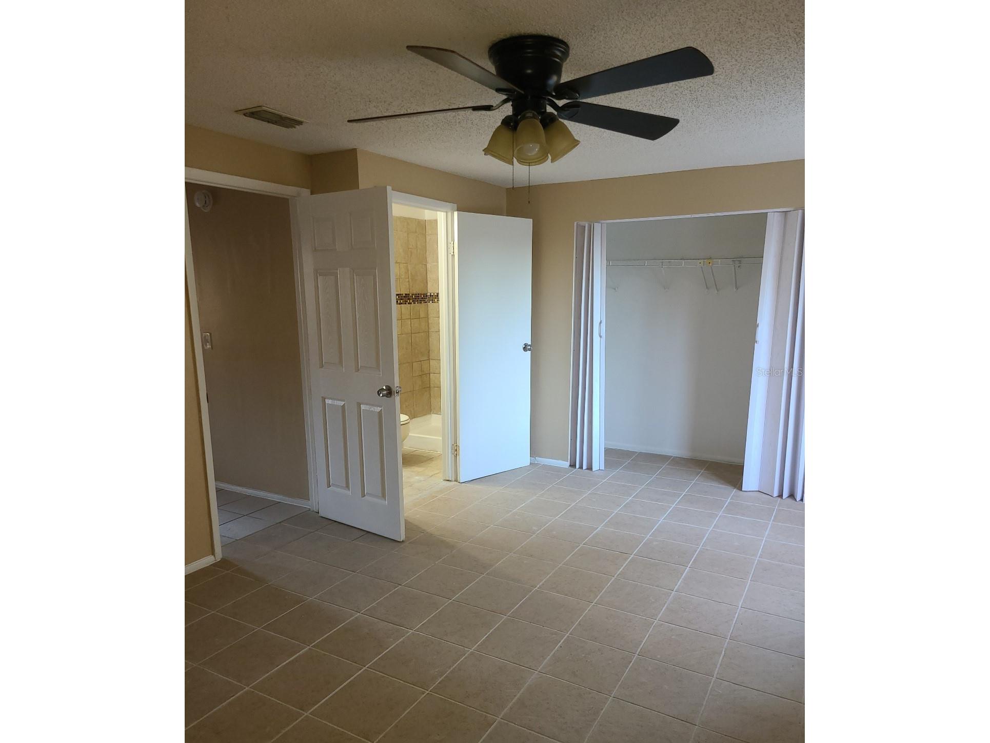 4916 Silver Oaks Vlg #E Orlando FL 32808 O6392224 image13