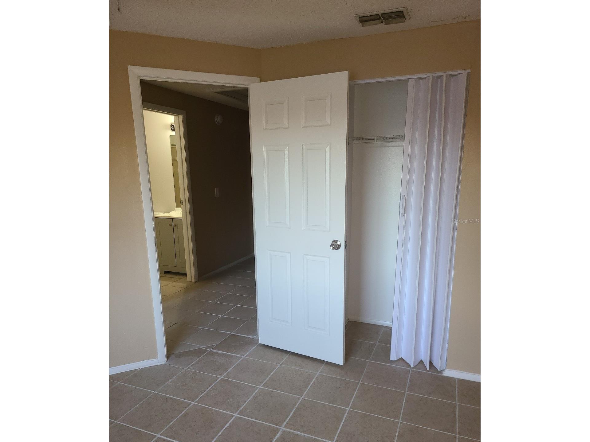 4916 Silver Oaks Vlg #E Orlando FL 32808 O6392224 image19