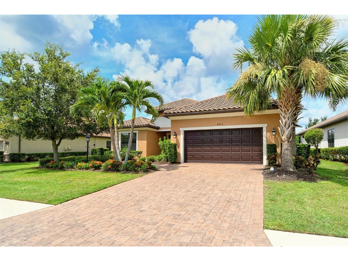 4916 Tivoli Run Bradenton FL 34211 A4665875 image2