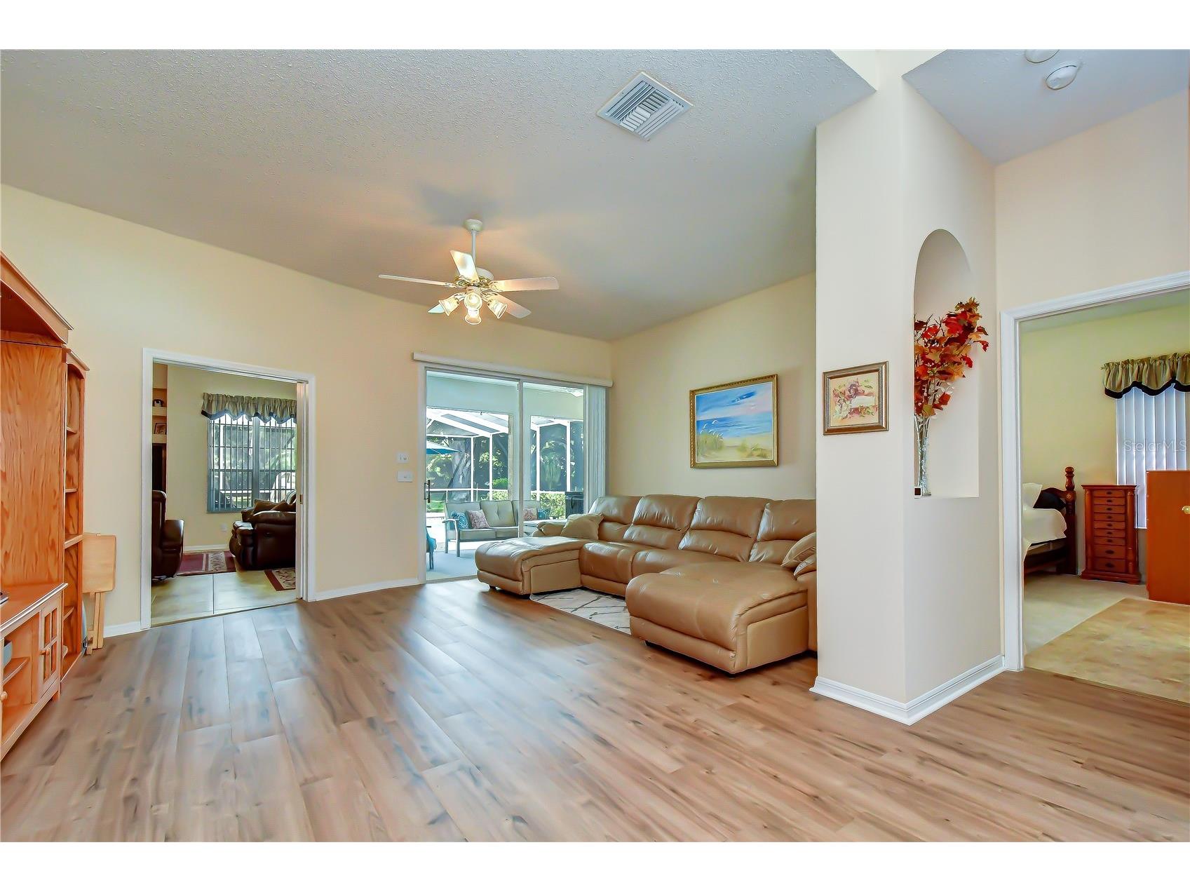 4916 Willow Ridge Terrace Valrico FL 33596 TB8524820 image8