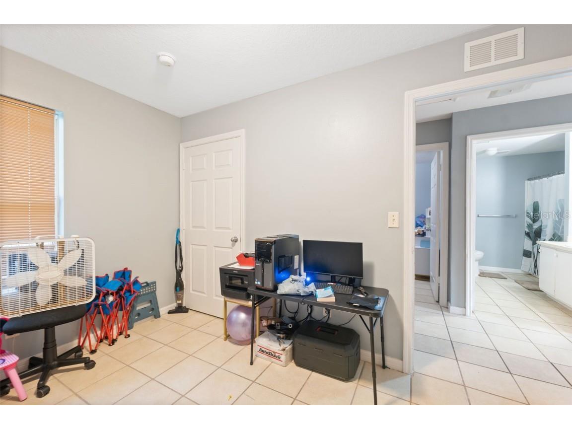 4917 18th Street Zephyrhills FL 33542 TB8422069 image12