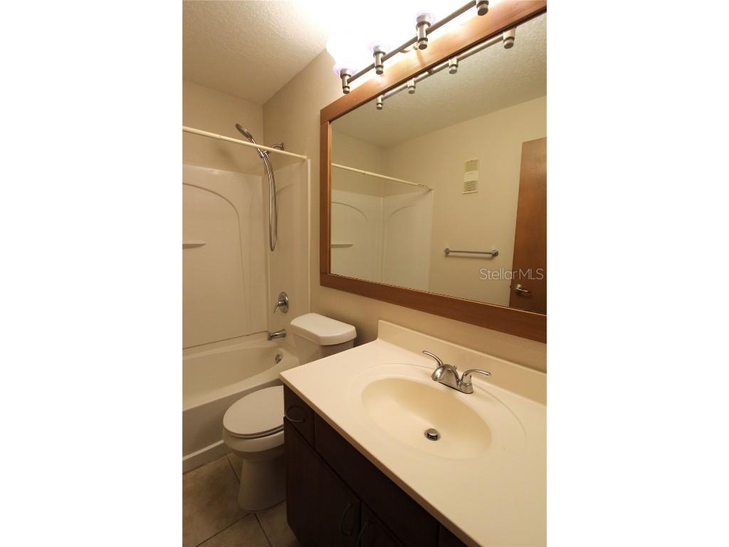 4917 25th Street W #102 Bradenton FL 34207 A4656892 image13