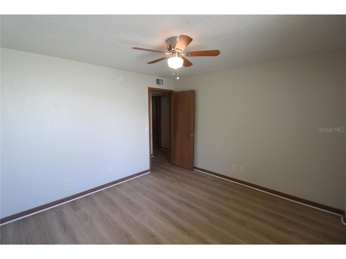 4917 25th Street W #102 Bradenton FL 34207 A4656892 image17