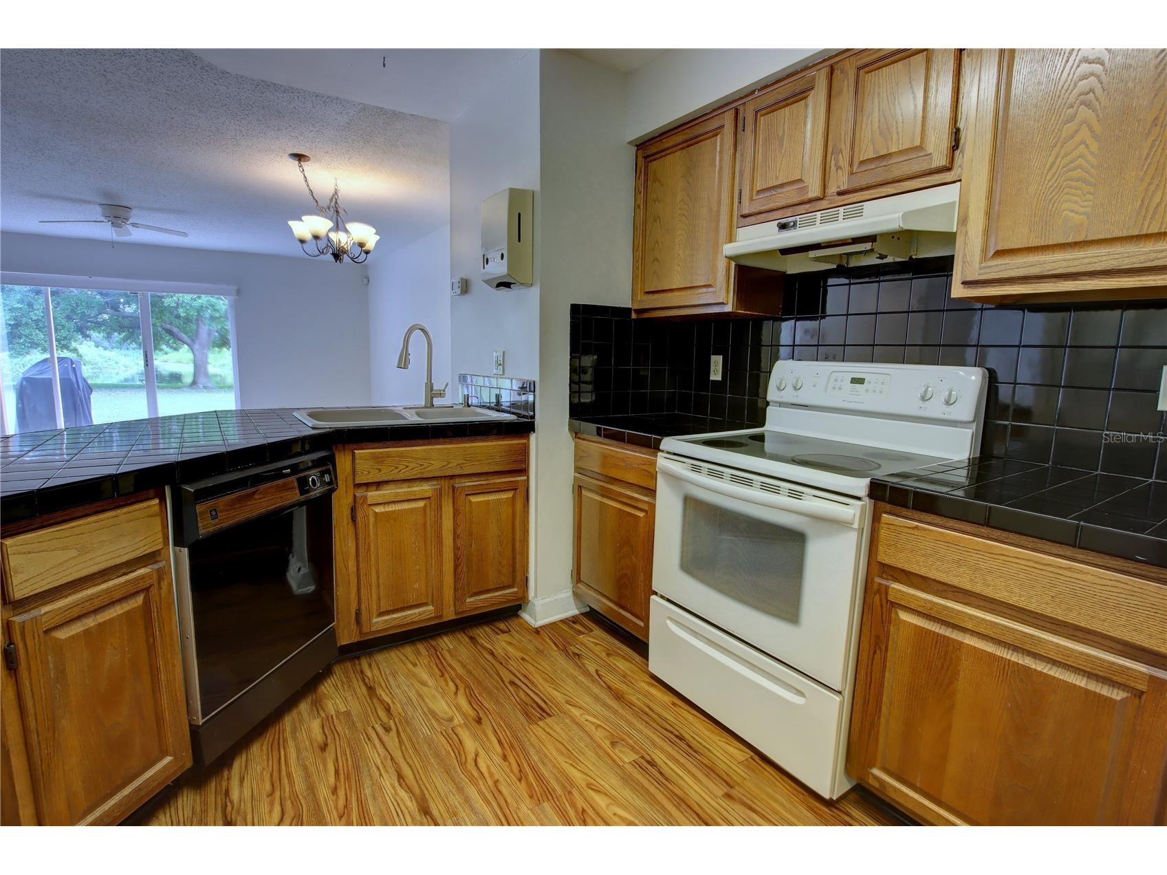 4917 Walden Circle Orlando FL 32811 O6390728 image13