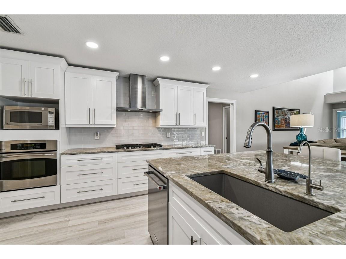 4918 E Longboat Boulevard Tampa FL 33615 TB8434942 image30