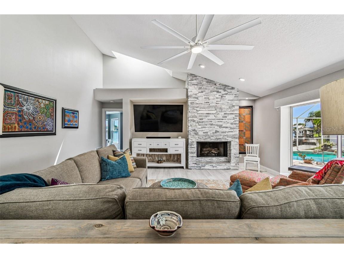 4918 E Longboat Boulevard Tampa FL 33615 TB8434942 image38