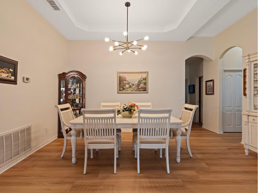 4918 Oakway Drive Saint Cloud FL 34771 O6293644 image10