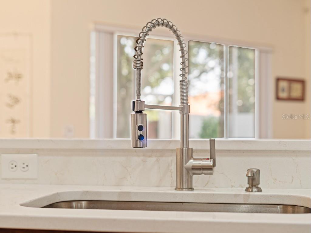 4918 Oakway Drive Saint Cloud FL 34771 O6293644 image7