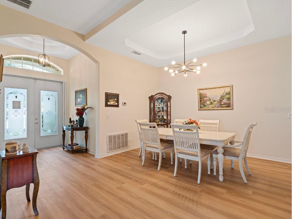 4918 Oakway Drive Saint Cloud FL 34771 O6293644 image9