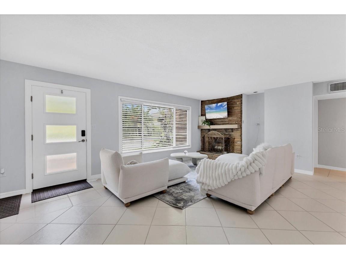 4919 Lemon Bay Drive Venice FL 34293 A4662270 image6