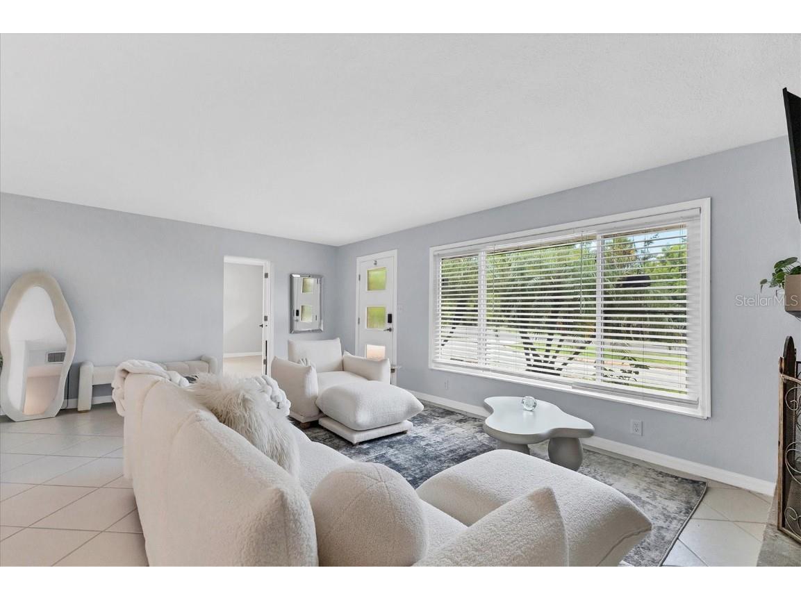 4919 Lemon Bay Drive Venice FL 34293 A4662270 image8