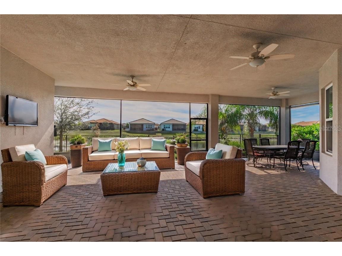 4919 Pamplona Court Wimauma FL 33598 TB8459025 image23