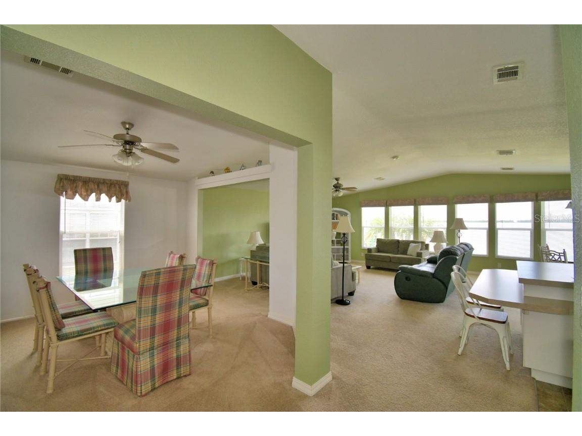 492 Lakeside Ranch Circle Winter Haven FL 33881 - LAKE HENRY P4936182 image13